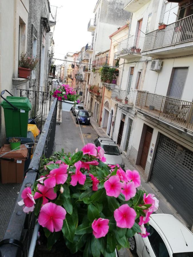 Casa Dell'Aquila Barocca Ragusa Exterior foto